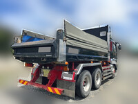 MITSUBISHI FUSO Super Great Dump QPG-FV60VX 2017 455,223km_2