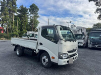 HINO Dutro Flat Body TPG-XZU605M 2017 67,520km_3
