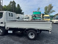 HINO Dutro Flat Body TPG-XZU605M 2017 67,520km_7