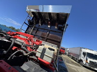 UD TRUCKS Quon Deep Dump 2RG-CD5FL 2023 190,000km_17