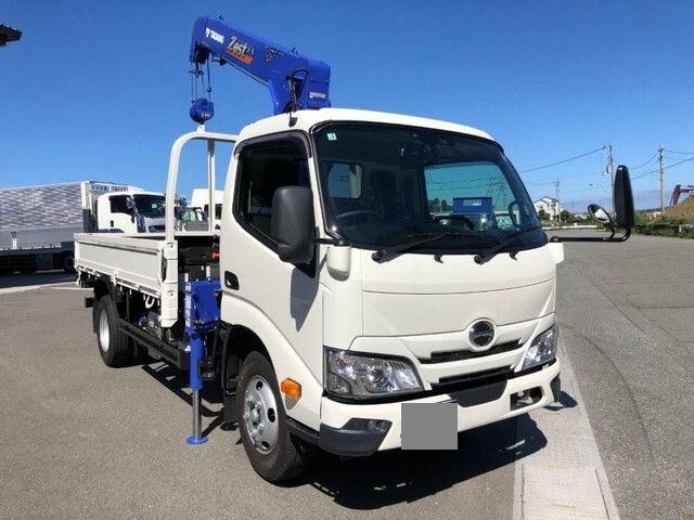 HINO Dutro Truck (With 4 Steps Of Cranes) 2WG-XZU656M 2026 1,000km_1