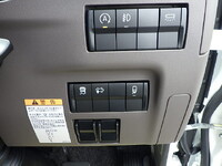 MITSUBISHI FUSO Canter Flat Body 2RG-FEB50 2024 233km_32