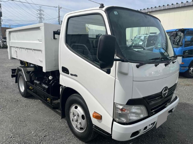 HINO Dutro Container Carrier Truck TKG-XZU600X 2014 93,520km_1