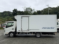HINO Dutro Refrigerator & Freezer Truck TQG-XKU710M 2015 313,000km_5