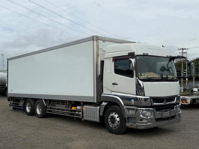 Super Great Refrigerator & Freezer Truck_1