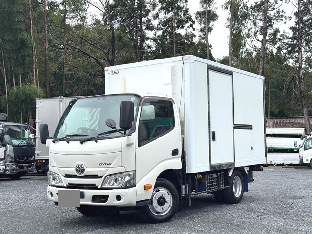 TOYOTA Toyoace Refrigerator & Freezer Truck 2RG-XZC605 2020 168,835km_1
