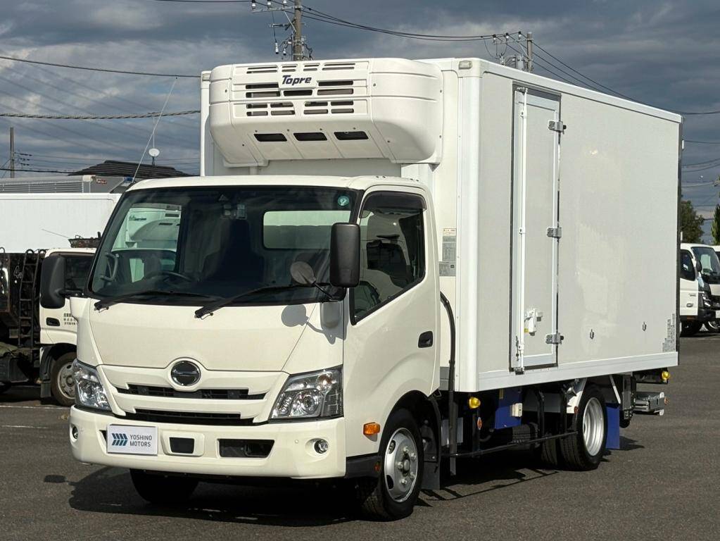 HINO Dutro Refrigerator & Freezer Truck 2RG-XZU710M 2023 6,000km
