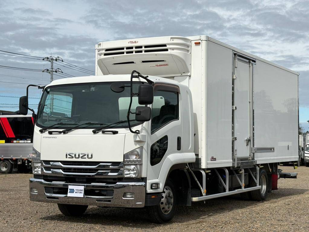 ISUZU Forward Refrigerator & Freezer Truck 2PG-FRR90T2 2018 476,000km_1