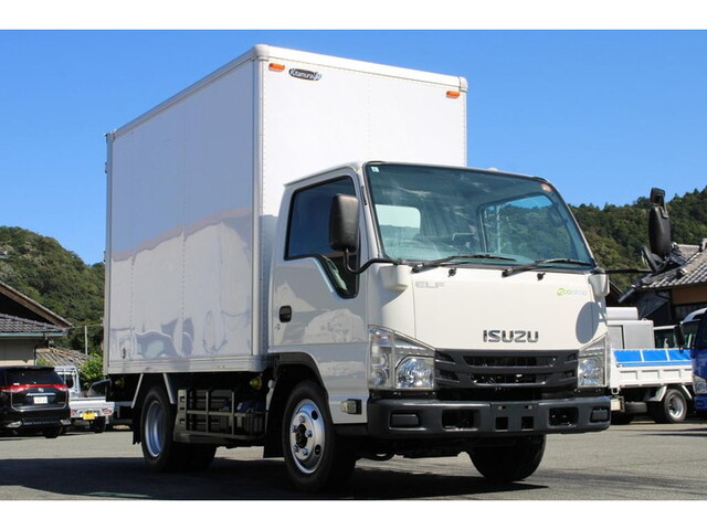 ISUZU Elf Panel Van TRG-NHS85AN 2016 67,670km_1