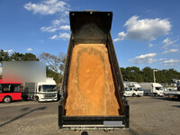 MITSUBISHI FUSO Super Great Dump QPG-FV60VX 2016 611,270km_12