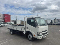HINO Dutro Flat Body TPG-XZU655M 2018 70,040km_3