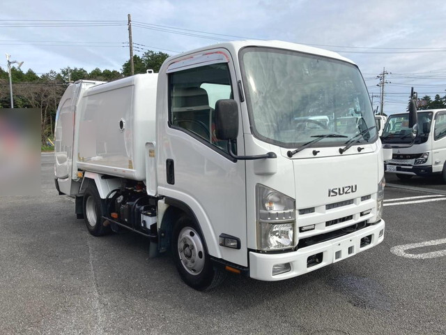 ISUZU Elf Garbage Truck SKG-NMR85AN 2011 85,727km