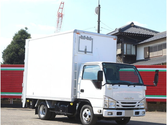 ISUZU Elf Panel Van TRG-NJR85AN 2018 90,095km