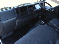 ISUZU Elf Panel Van TRG-NJR85AN 2018 90,095km_37