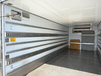 ISUZU Forward Refrigerator & Freezer Truck 2PG-FRR90S2 2018 607,247km_10