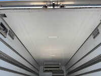 ISUZU Forward Refrigerator & Freezer Truck 2PG-FRR90S2 2018 607,247km_9