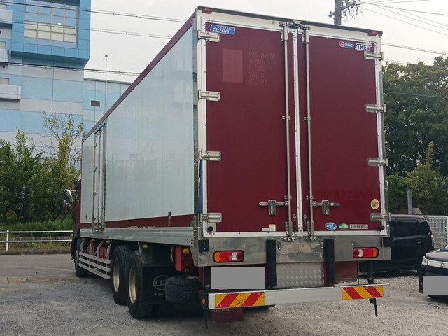 Quon Refrigerator & Freezer Truck_2