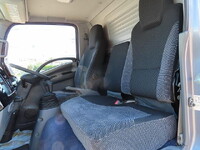 ISUZU Elf Panel Van TRG-NMR85AN 2015 107,000km_12