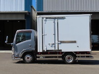 ISUZU Elf Panel Van TRG-NMR85AN 2015 107,000km_3