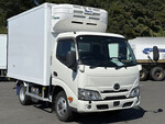 Dutro Refrigerator & Freezer Truck