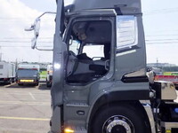UD TRUCKS Quon Trailer Head 2PG-GK5AAB 2019 859,000km_6