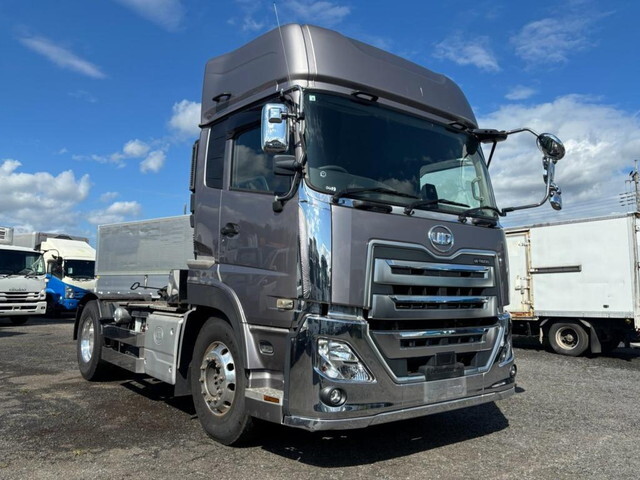 UD TRUCKS Quon Trailer Head 2PG-GK5AAD 2021 236,821km_1