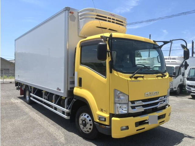 ISUZU Forward Refrigerator & Freezer Truck 2PG-FRR90S2 2020 330,433km