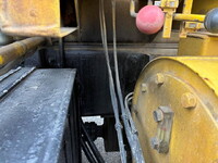 ISUZU Giga Vacuum Dumper KL-CYM73Q3 2003 326,449km_9