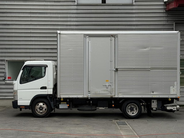 Canter Aluminum Van_2