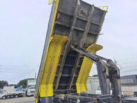 ISUZU Giga Dump 2PG-CXZ77CT 2017 262,421km_8