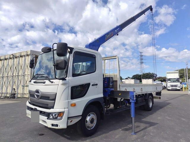 Ranger Truck (With 4 Steps Of Cranes)_1