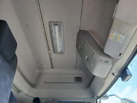 UD TRUCKS Quon Trailer Head QPG-GK5XAB 2016 671,308km_19