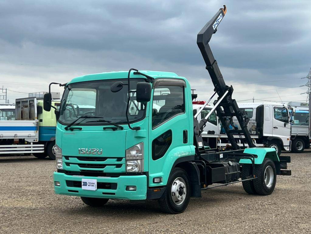 ISUZU Forward Container Carrier Truck TKG-FRR90S2 2017 308,000km_1