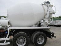 ISUZU Giga Mixer Truck QKG-CXZ77AT 2015 45,000km_5