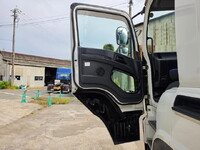 ISUZU Giga Trailer Head 2PG-EXD52CE 2019 707,000km_8