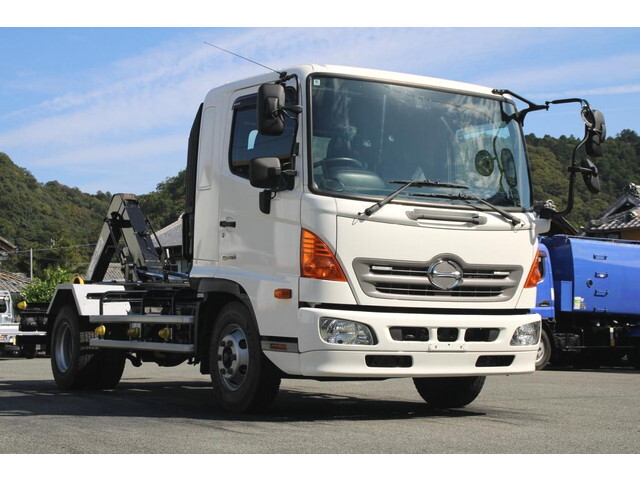 HINO Ranger Container Carrier Truck TKG-FD9JEAA 2013 114,162km_1