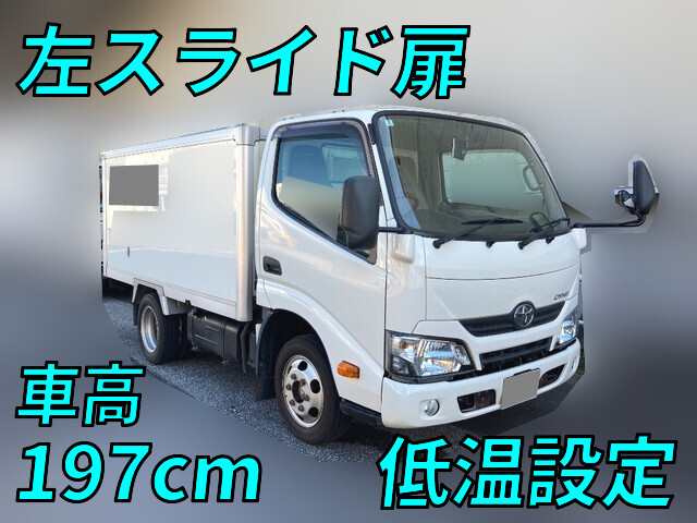 Dyna Refrigerator & Freezer Truck_1