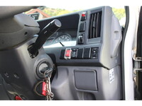 ISUZU Elf Panel Van TRG-NHS85AN 2016 82,177km_16