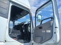 UD TRUCKS Quon Trailer Head 2PG-GK5AAB 2019 600,000km_13