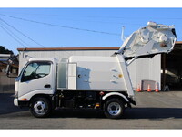 HINO Dutro Garbage Truck TPG-XZU600X 2017 172,247km_14