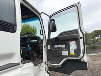 ISUZU Giga Trailer Head QDG-EXZ52AJ 2016 470,000km_17