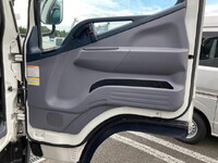 MITSUBISHI FUSO Canter Aluminum Block SKG-FEB90 2012 30,310km_28
