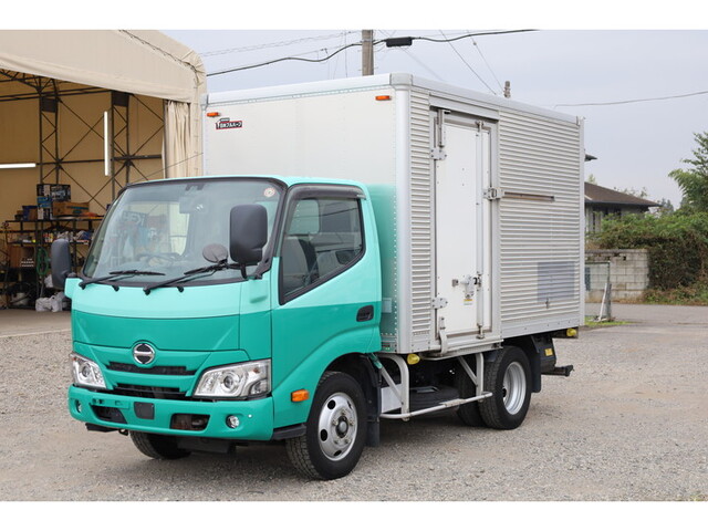 HINO Dutro Aluminum Van 2RG-XZU605M 2021 125,381km