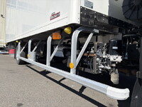 ISUZU Forward Refrigerator & Freezer Truck TKG-FRR90T2 2015 402,000km_21