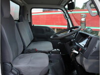 ISUZU Elf Panel Van TPG-NHR85AN 2016 51,845km_18