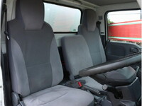 ISUZU Elf Panel Van TPG-NHR85AN 2016 51,845km_19