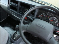 ISUZU Elf Panel Van TPG-NHR85AN 2016 51,845km_26