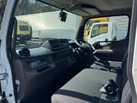 MITSUBISHI FUSO Canter Flat Body 2RG-FBA20 2026 769km_32