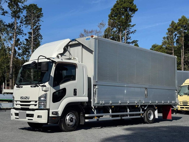 ISUZU Forward Aluminum Wing TKG-FRR90T2 2015 82,418km