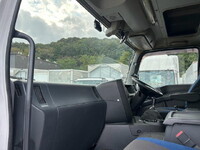 ISUZU Giga Aluminum Wing QKG-CYJ77B 2017 334,000km_20